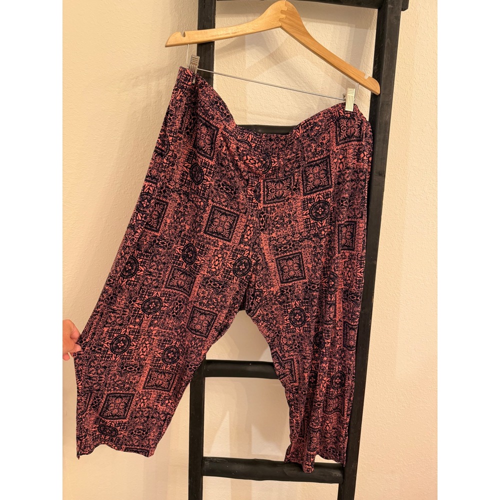 Susan Graver 2X Capri Pants Geometric Print Stretch Knit Lounge Casual‎